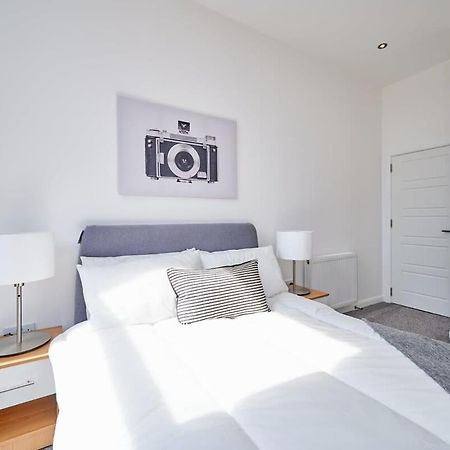 Modern 2 Bedroom Apartment In Preston Preston  Exterior foto
