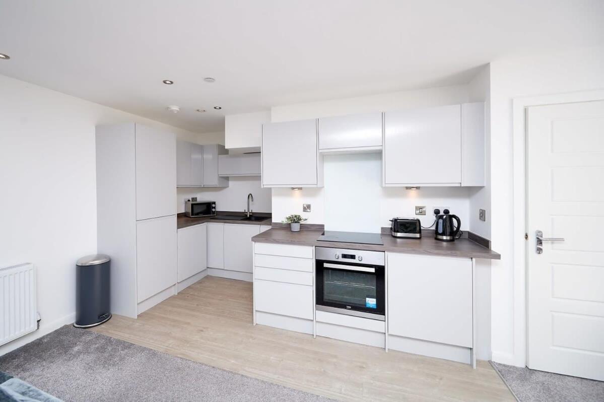 Modern 2 Bedroom Apartment In Preston Preston  Exterior foto